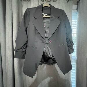 Boston Proper NWOT size 4 grey ruched sleeve’s jacket